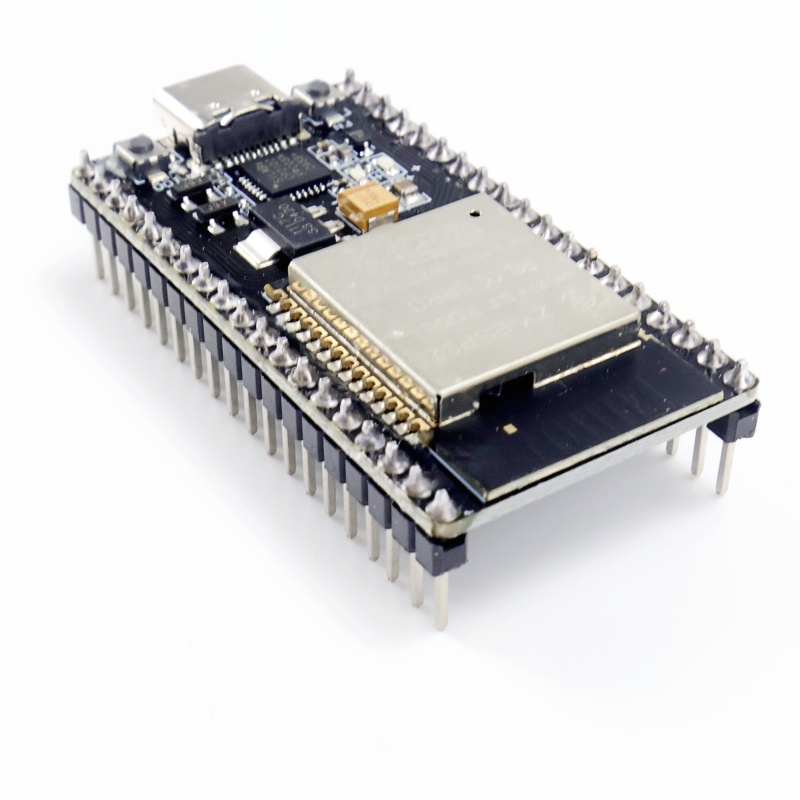 ESP32 مجلس التنمية TYPE-C/MICR - مراجعة Devkitc وسعره